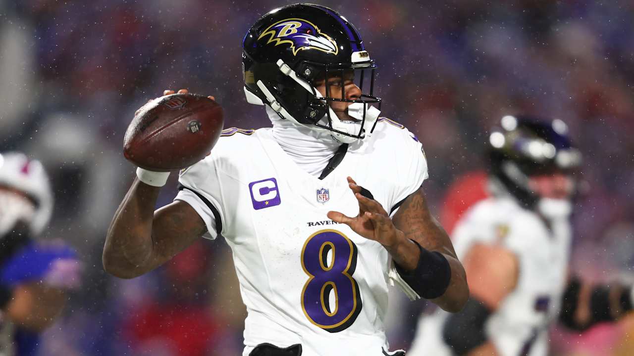 Lamar Jackson, Micah Parsons poised to reset market at respective positions