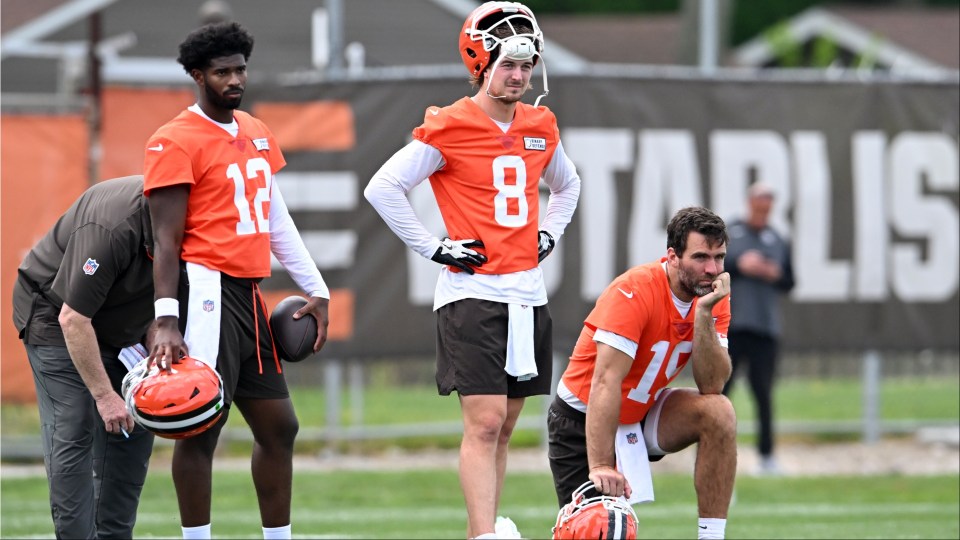 Sanders has emerged as a solid QB option for the Browns, according to one insider