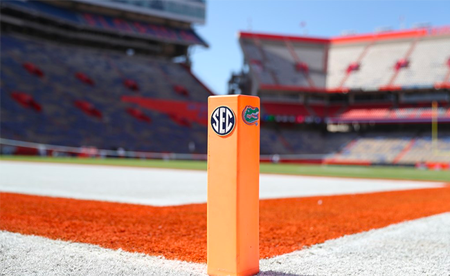 Florida football recruiting: Offensive tackles Tyler Chukuyem, Javarii Luckas commit to Gators