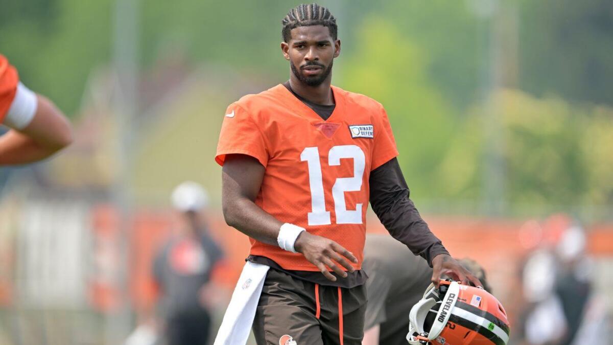 Johnny Manziel weighs in on Browns rookie QB Shedeur Sanders' chances of winning starting job