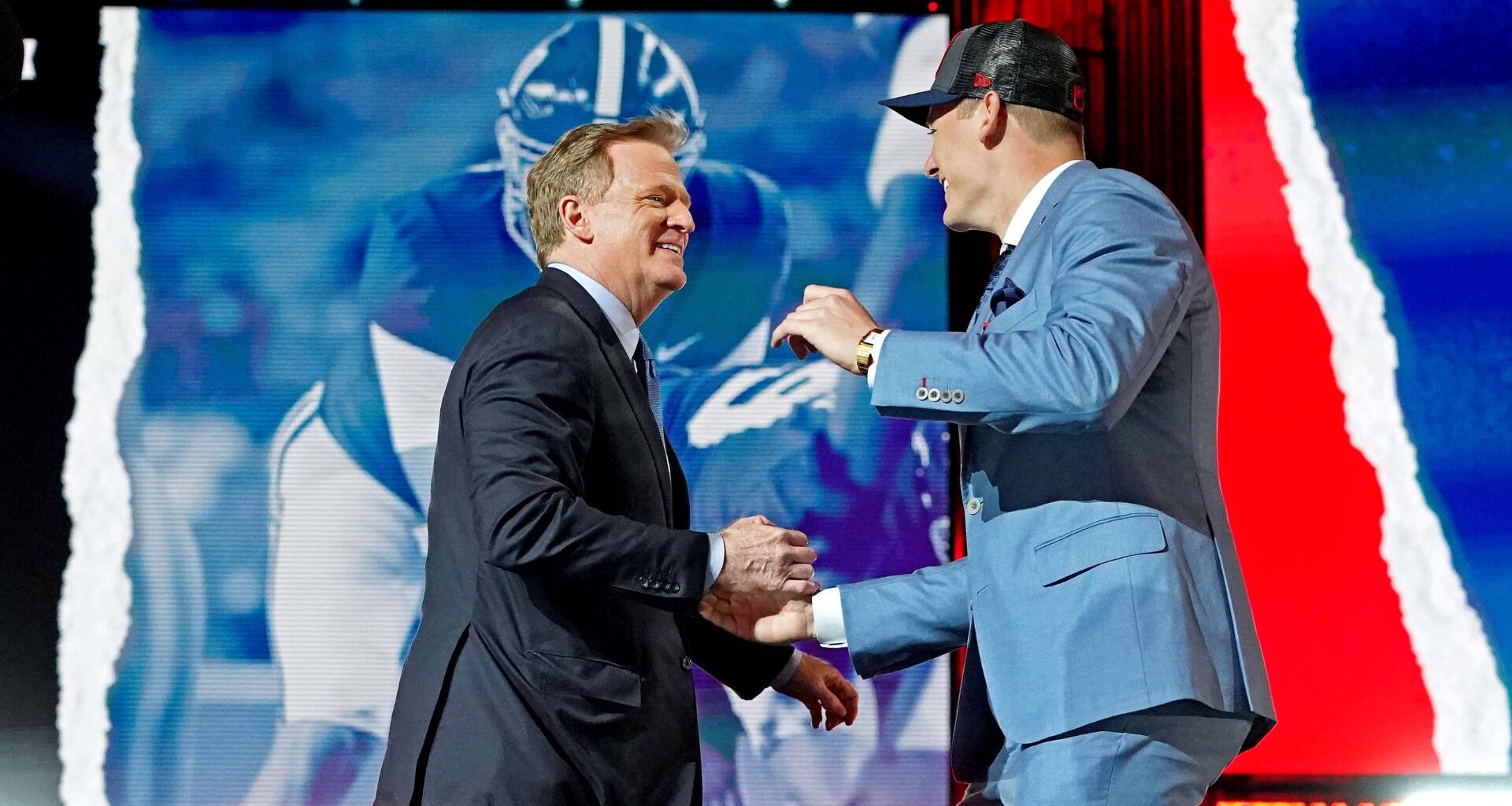 Mac Jones Jokes He & Kyle Shanahan Fought Over 2021 Draft Snub