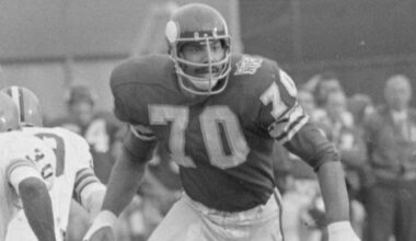 Vikings Family Honors Jim Marshall’s Legacy