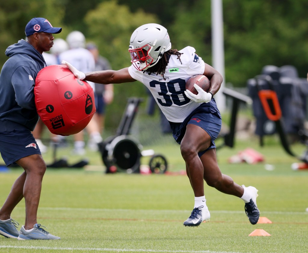 Rhamondre Stevenson grateful for support from Patriots coaches while away