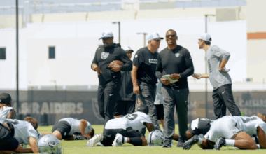 Raiders' running backs coach tells inspirational life story