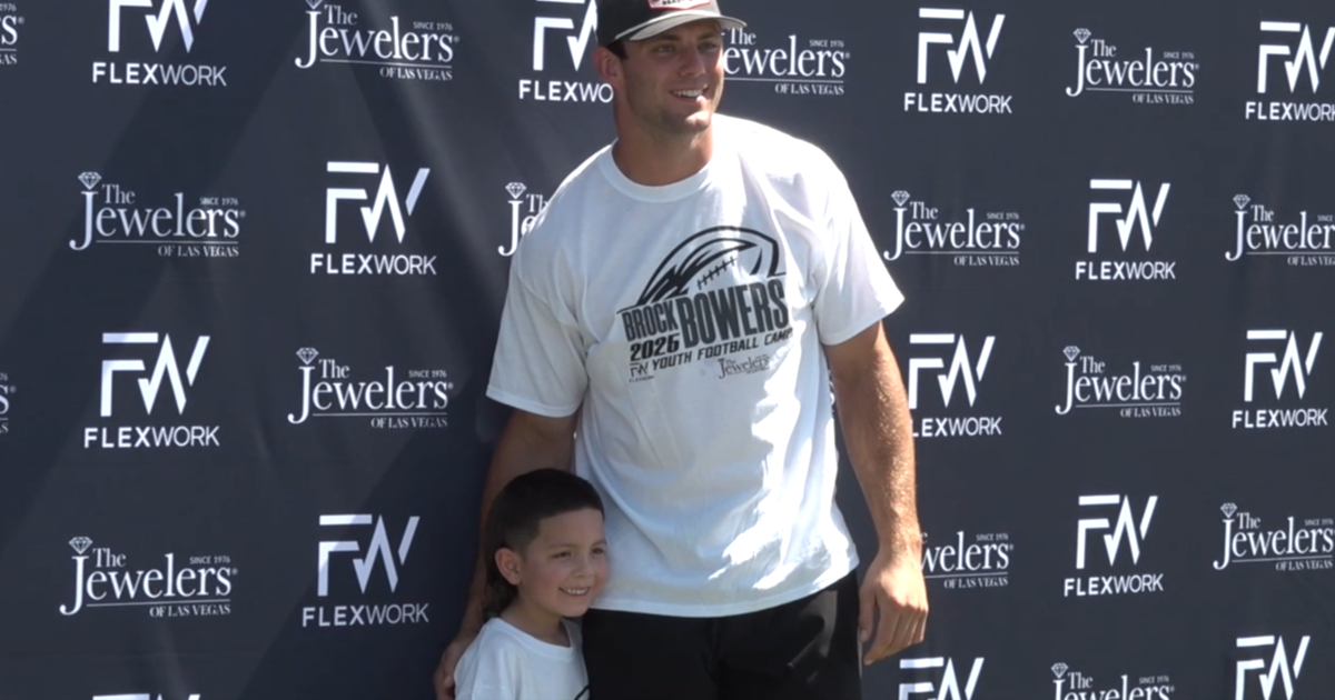 Brock Bowers brings local youth together at camp