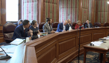 Missouri bill to keep Chiefs, Royals at home heads to Senate floor