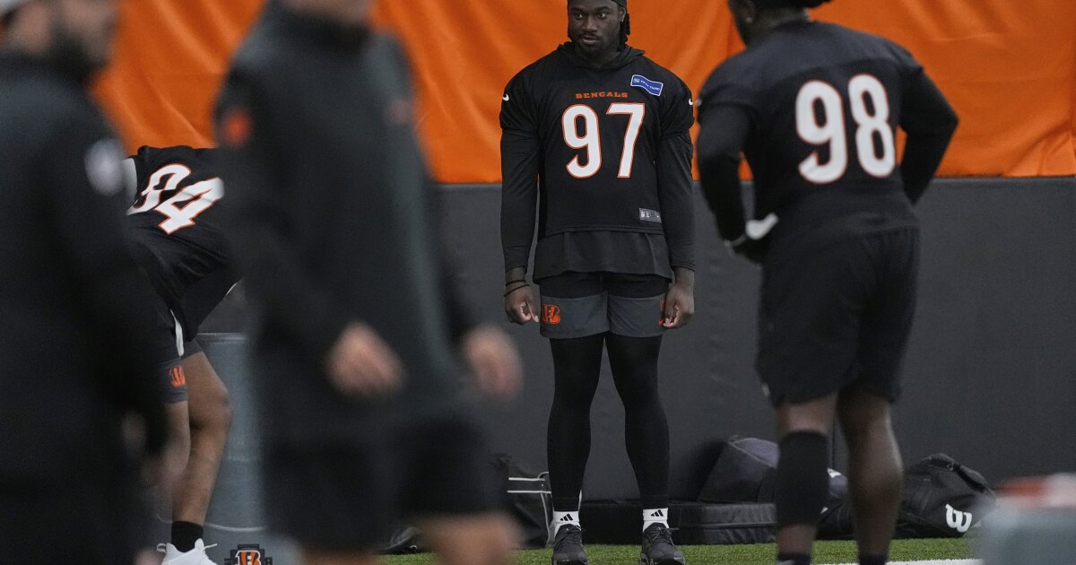 Bengals first-round pick leaves minicamp without contract