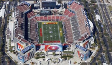 Bucs consider major renovations for Raymond James Stadium