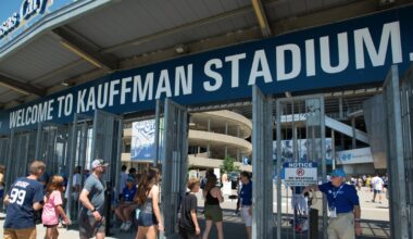 Missouri lawmakers enter high-stakes battle over Royals and Chiefs stadiums | KCUR