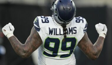 Williams' 92-yard INT return and Charbonnet's late TD run help Seahawks top Jets 26-21