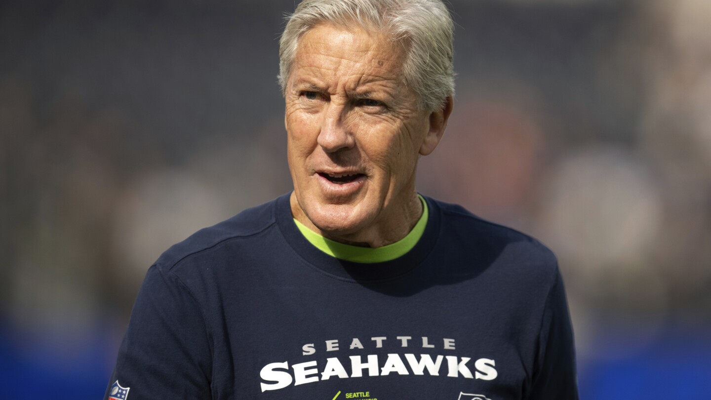 Bears interview Pete Carroll for head coaching job