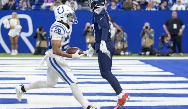 Jonathan Taylor rebounds with 218 yards, 3 TD runs as Colts hold off Titans 38-30