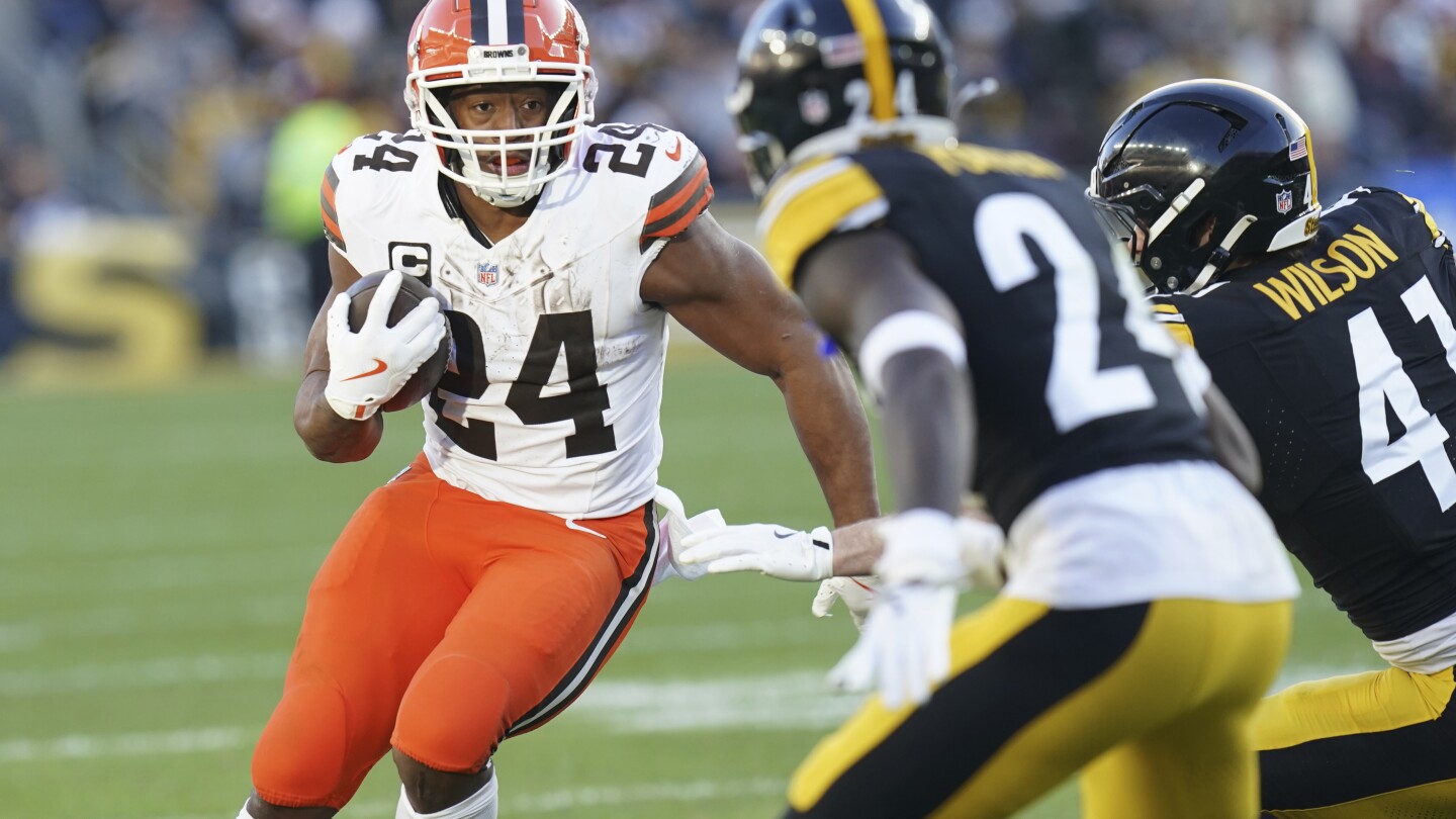 Houston Texans sign former Cleveland Browns star running back Nick Chubb