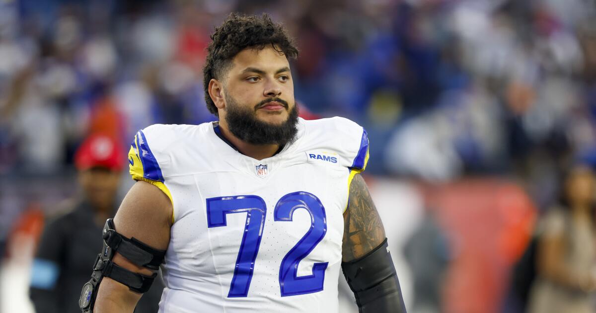 Rams trading O-lineman Jonah Jackson to Bears for draft pick