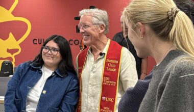 Raiders' Pete Carroll finds a rapt audience as USC professor