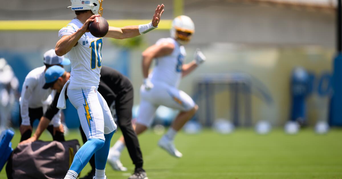 Chargers' Justin Herbert focusing on future, not playoff failure