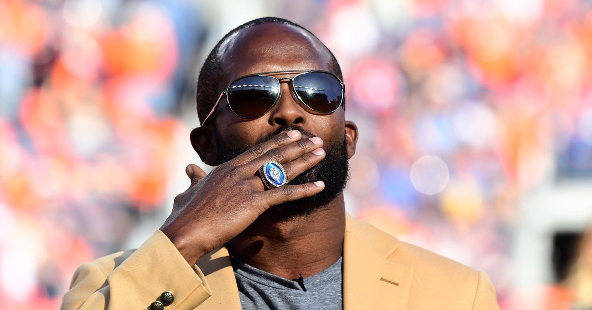 More Broncos statues at Mile High?