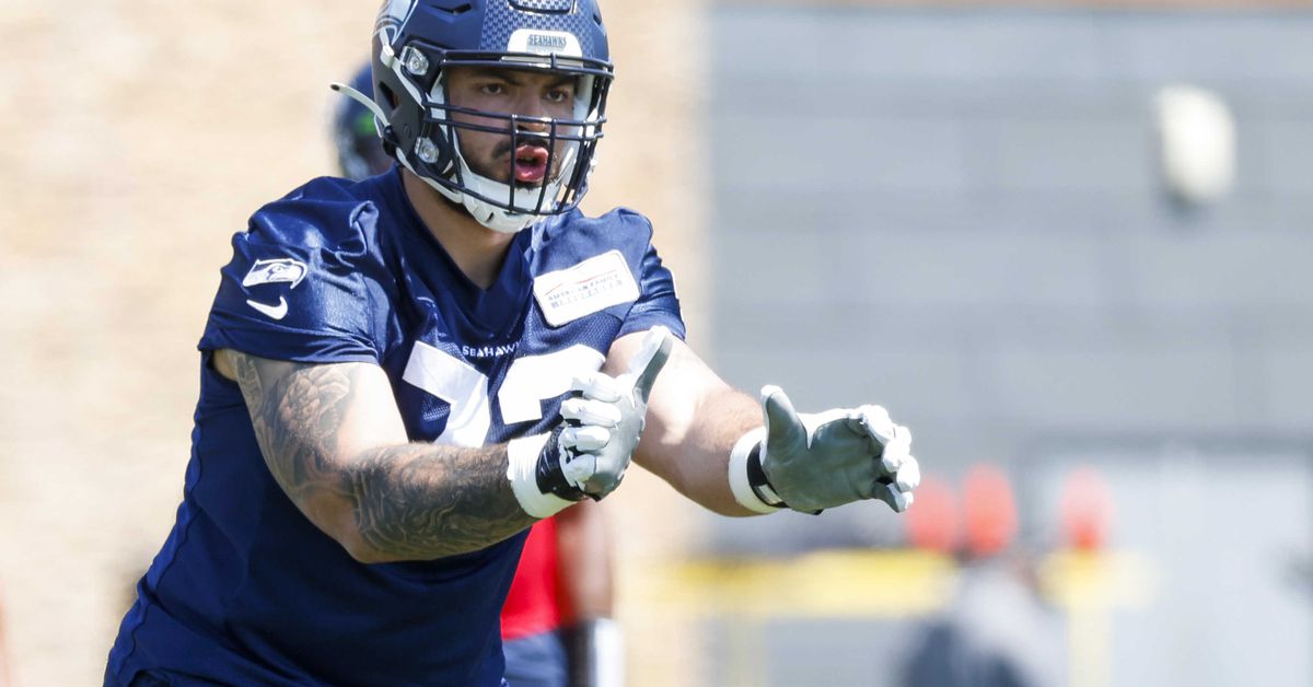 The early status on the Seattle Seahawks offensive line at OTAs