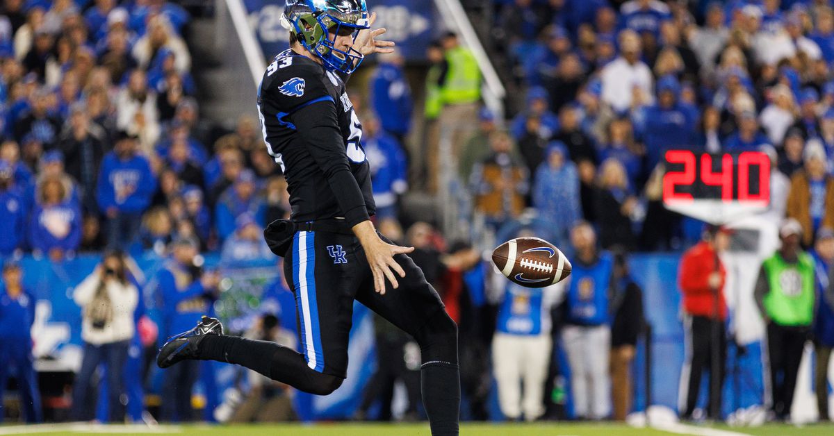 Australian punter Wilson Berry returns to Kentucky Football