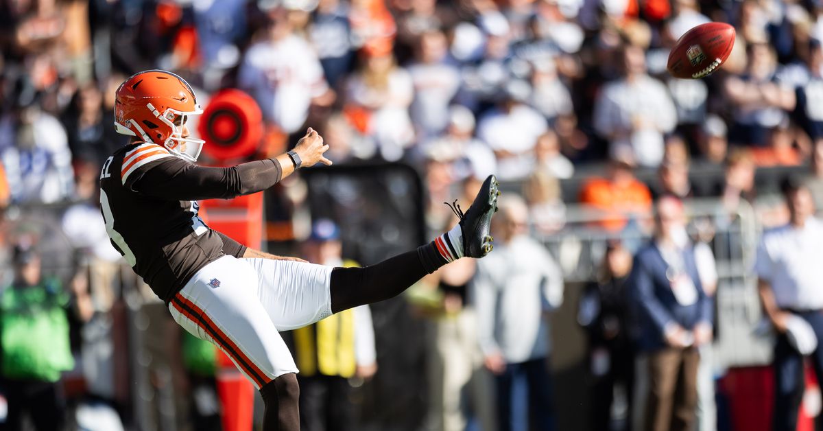 Browns 2024 offense was 8% worse than the 2nd-worst team