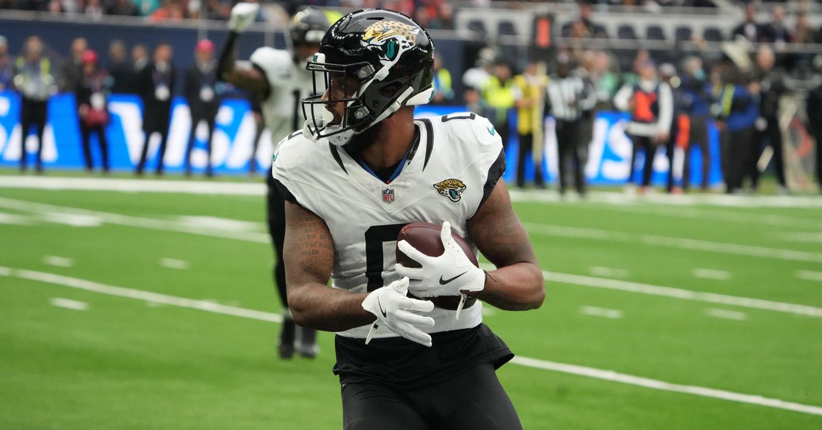 Pittsburgh Steelers RB wants big play WR to join team