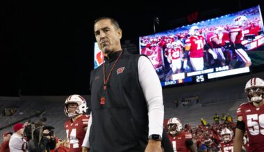 Badgers news: Ole Miss flips Wisconsin DL commit Carmelow Reed after OV