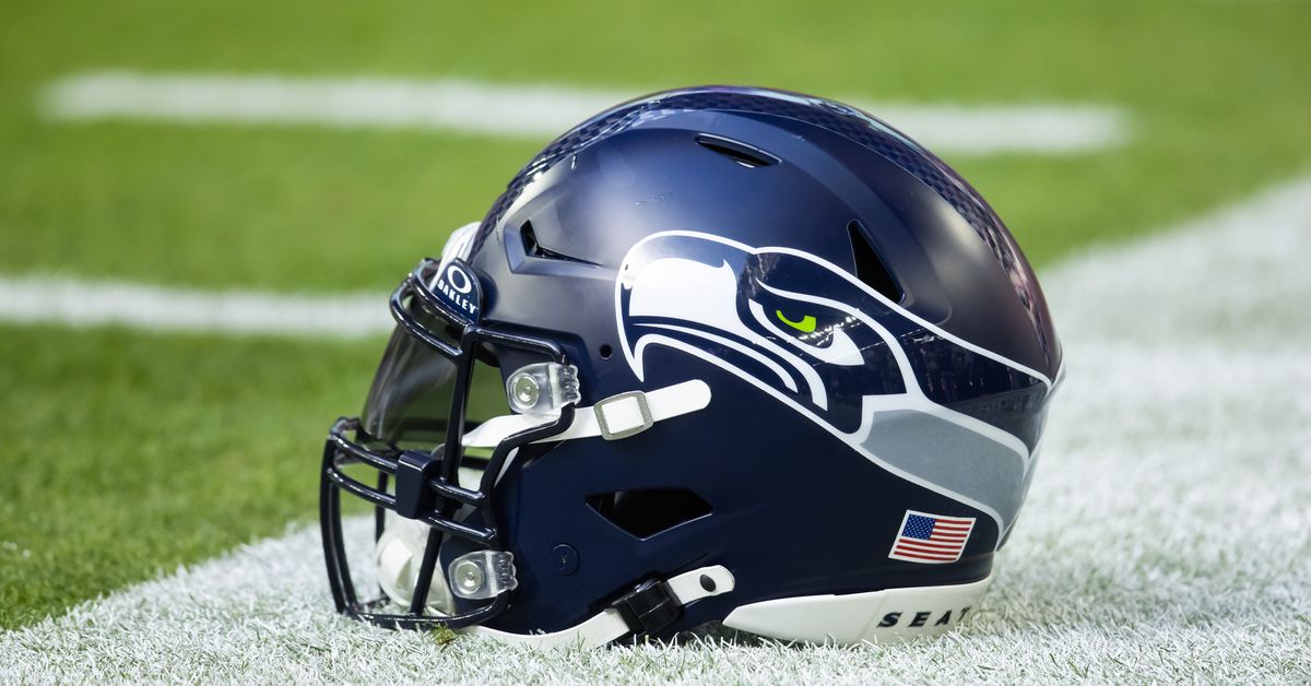 Seattle Seahawks fill out roster by adding Australian offensive lineman Luke Felix-Fualalo
