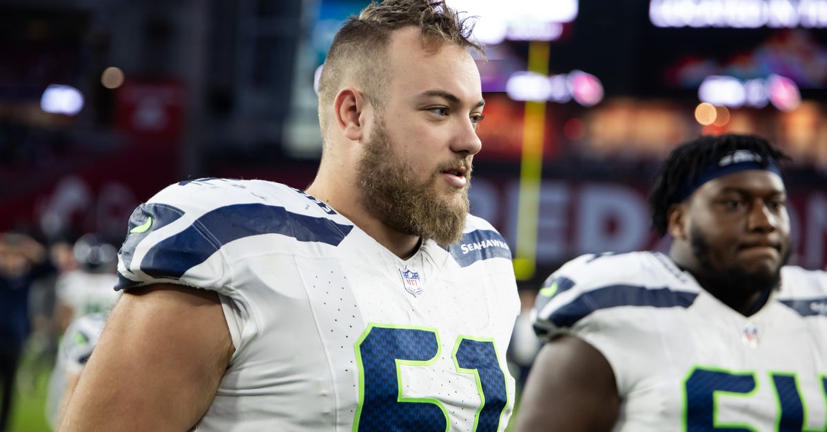 Seattle Seahawks 2024 rookie review: Jalen Sundell continues to fight for the center spot