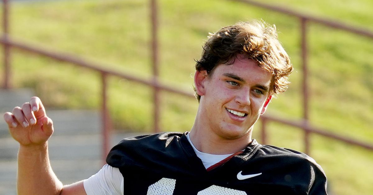 Longhorns Daily News: Could Texas’ Arch Manning be as successful as Jacksonville Jaguars QB Trevor Lawrence at Clemson?