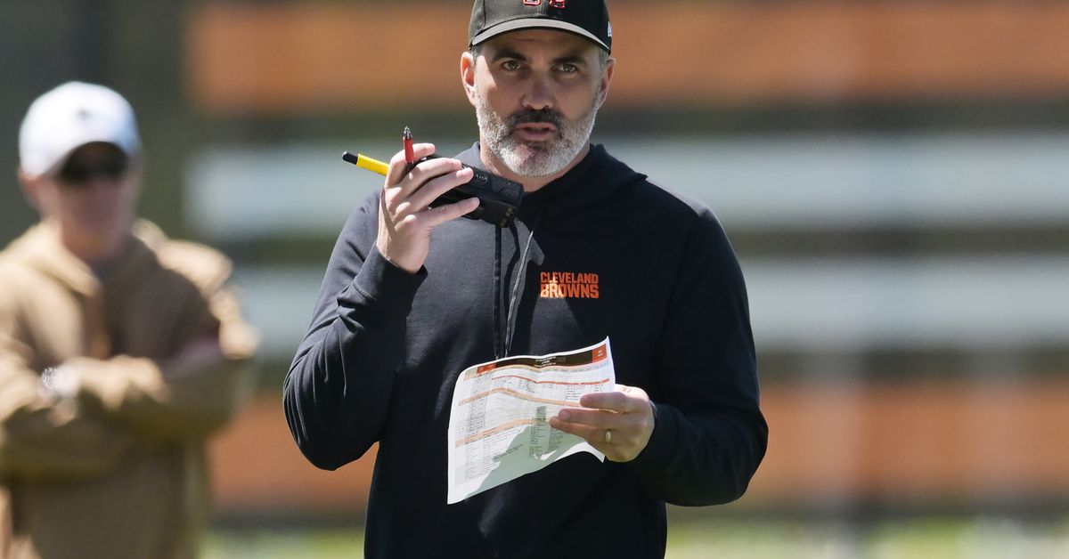 Browns: Kevin Stefanski’s spot in PFF’s returning head coach rankings