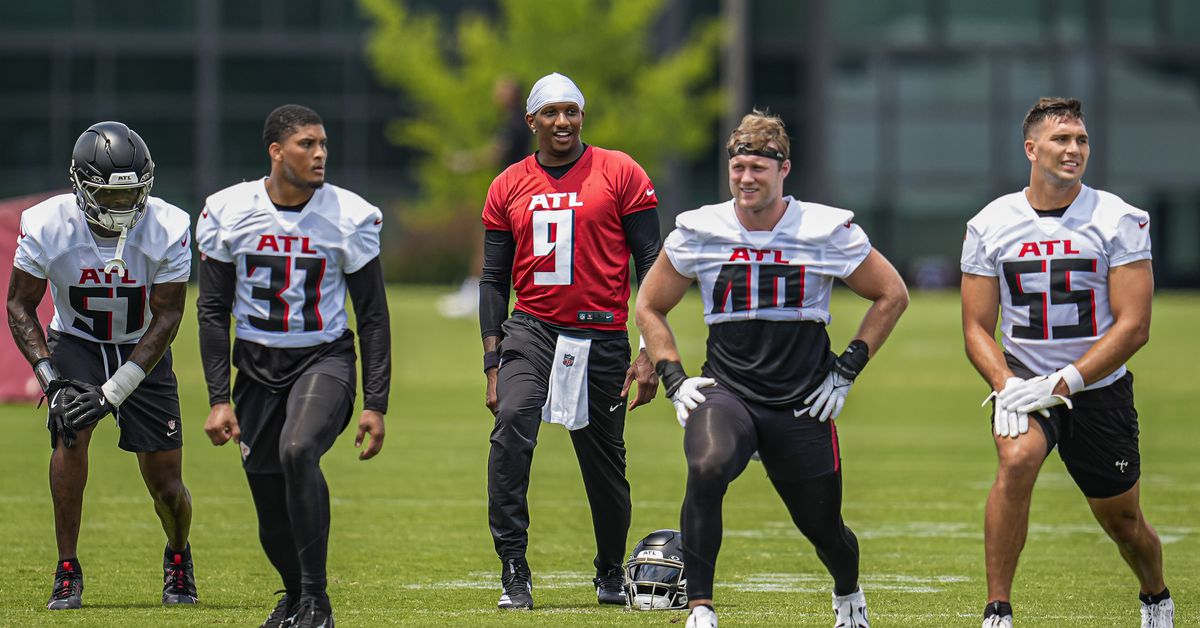 Falcons minicamp update with Daniel Flick