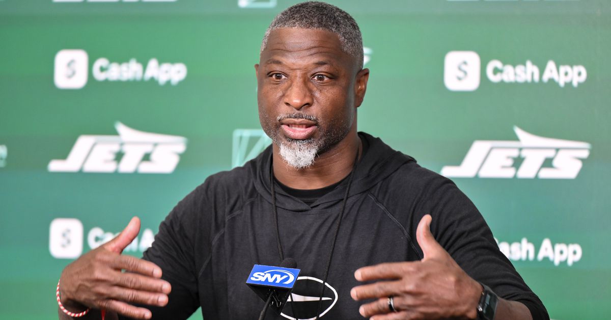 Lions News: Aaron Glenn pays another huge compliment to Dan Campbell