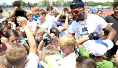 New York Giants safety Tyler Nubin returns to St. Charles to teach kids about football