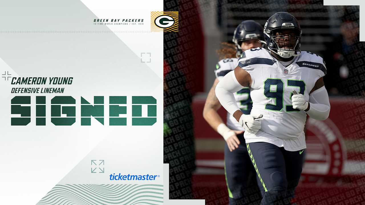 Packers sign DL Cameron Young