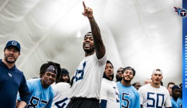 Titans Love What They're Seeing From Edge Rusher Arden Key From a Leadership Standpoint