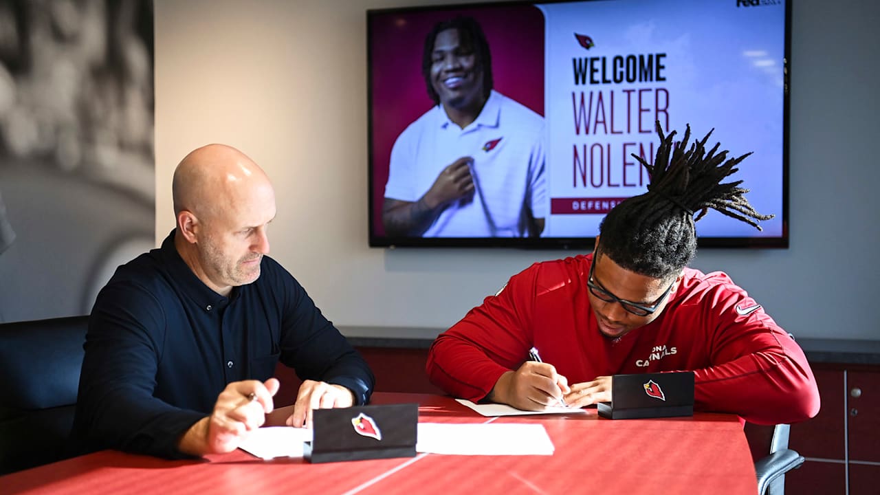 First-Round Pick Walter Nolen III Signs Rookie Contract