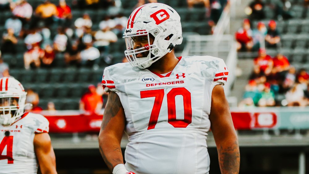 New England Patriots Sign Defenders OT Yasir Durant