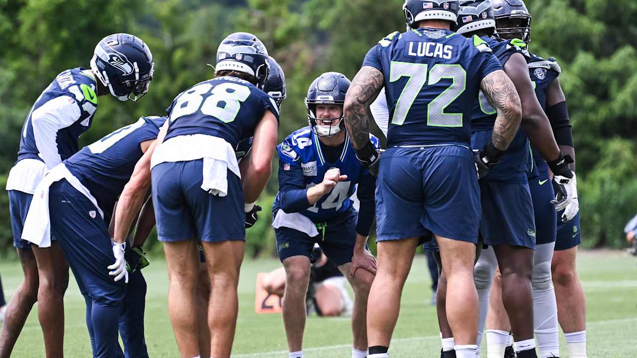 New-Look Seahawks Offense ‘Really Looking To Get After It in The Run Game’