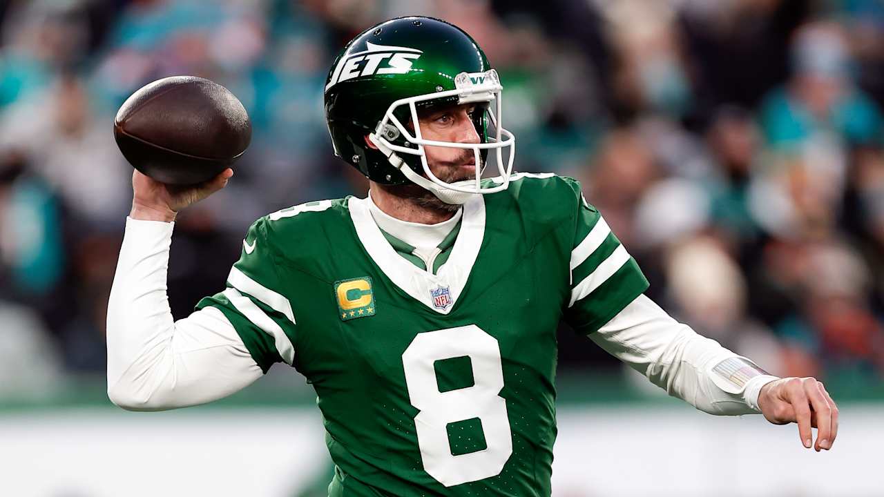 Aaron Rodgers signing one-year deal with Steelers ahead of minicamp