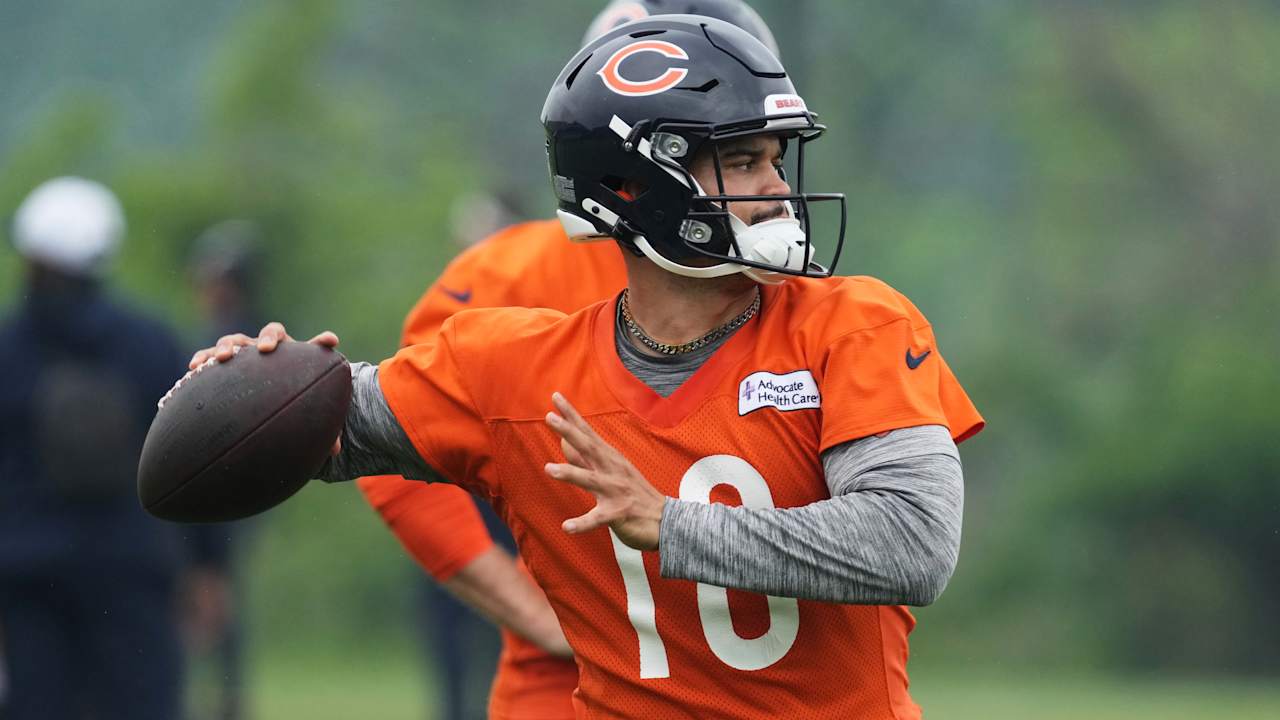 Will Bears, Raiders hype translate into wins?