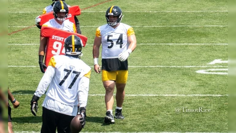 Zach Frazier Broderick Jones