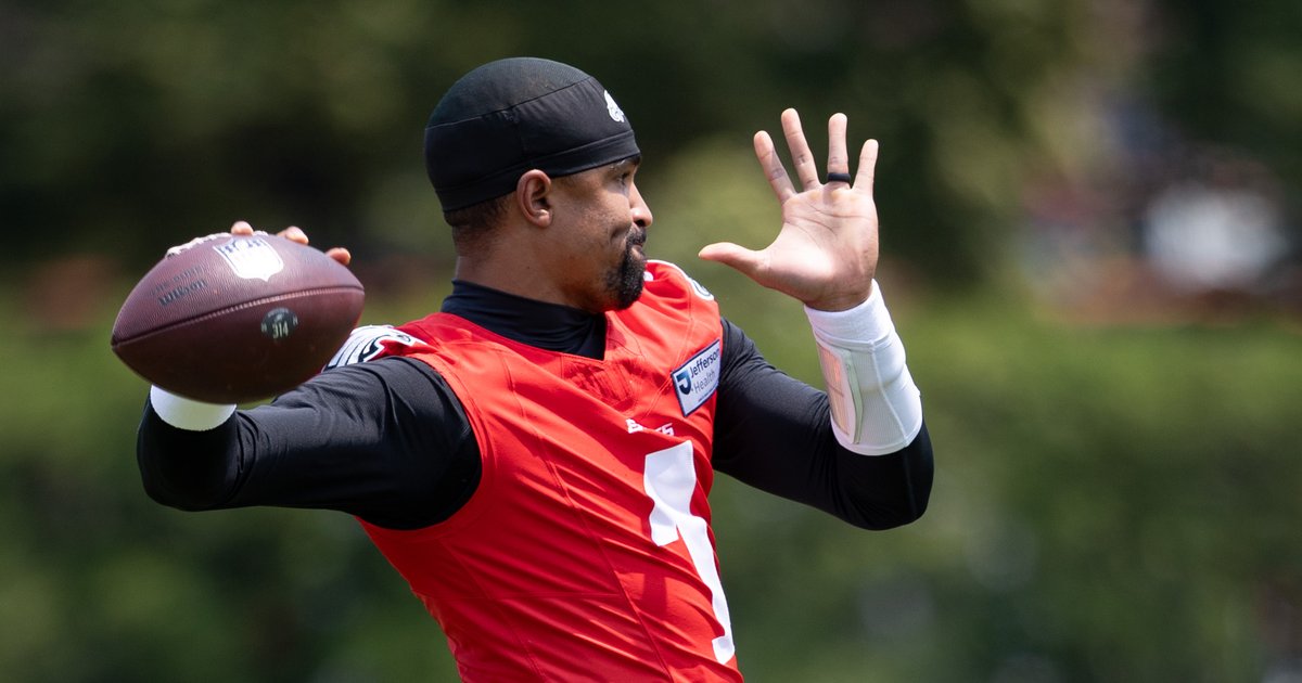 Eagles 2025 training camp preview: Quarterback