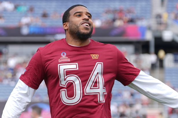 Bobby Wagner #54 of the Washington Commanders and NFC warms up prior to the 2025 NFL Pro Bowl Games at Camping World Stadium on February 02, 2025 in Orlando, Florida