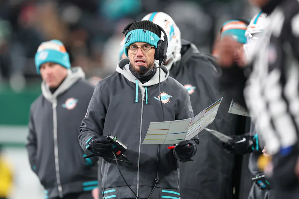 Miami Dolphins head coach Mike McDaniel looks on during the first half against the New York Jets at MetLife Stadium.Vincent Carchietta-Imagn Images
