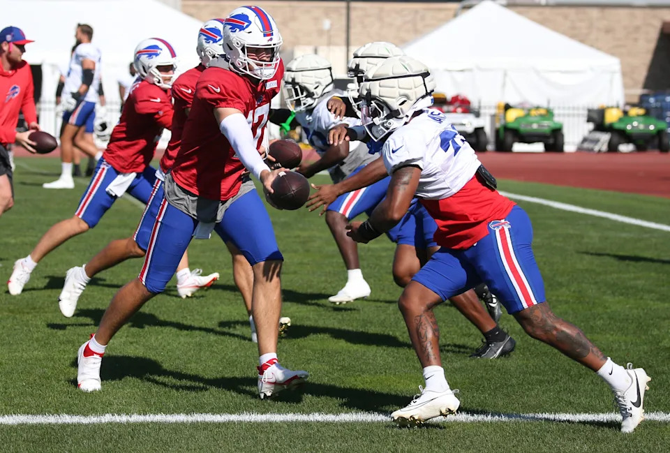 See Jackson, Lamar. Decision: Draft and draft early