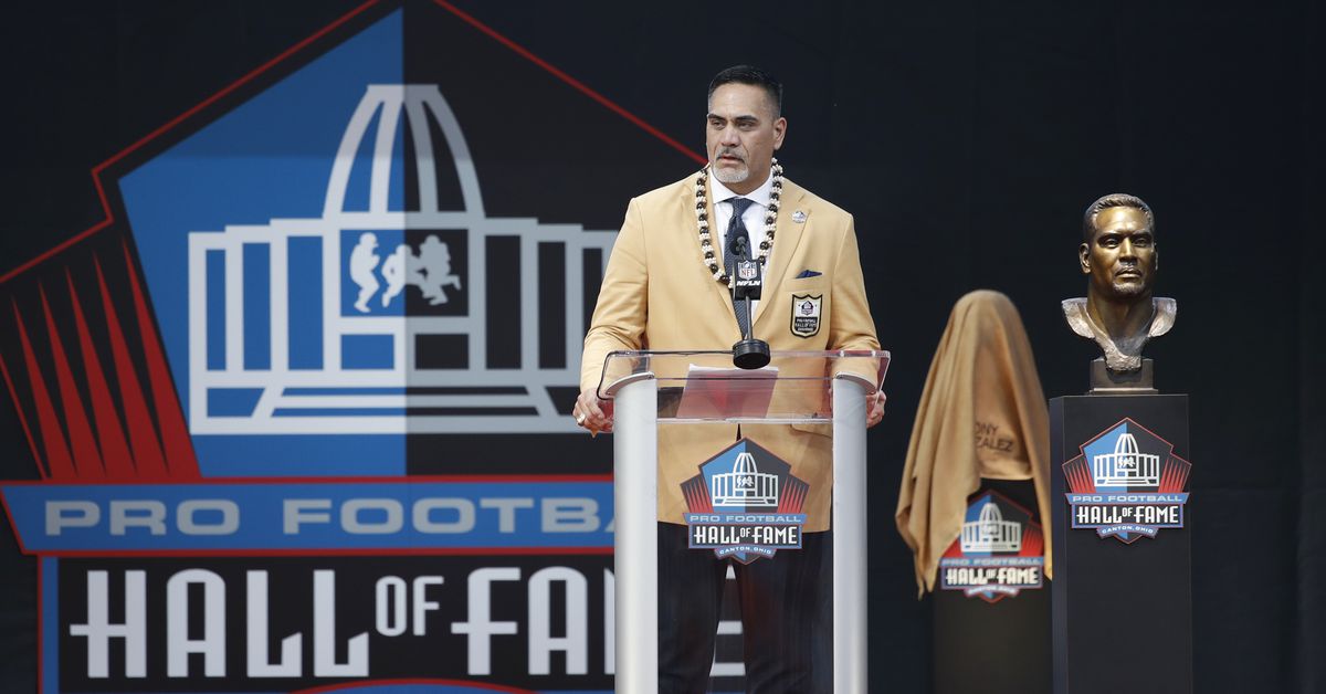 Tennessee Titans All-Quarter Century Team: Center