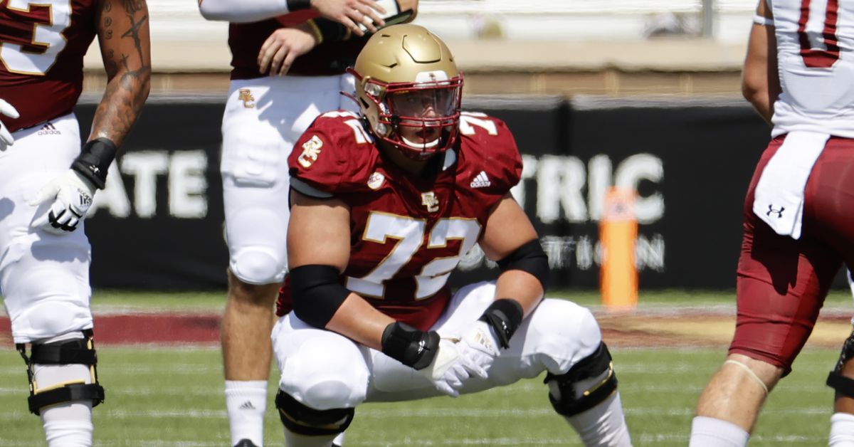 Patriots add Boston College product Alec Lindstrom amid series of moves
