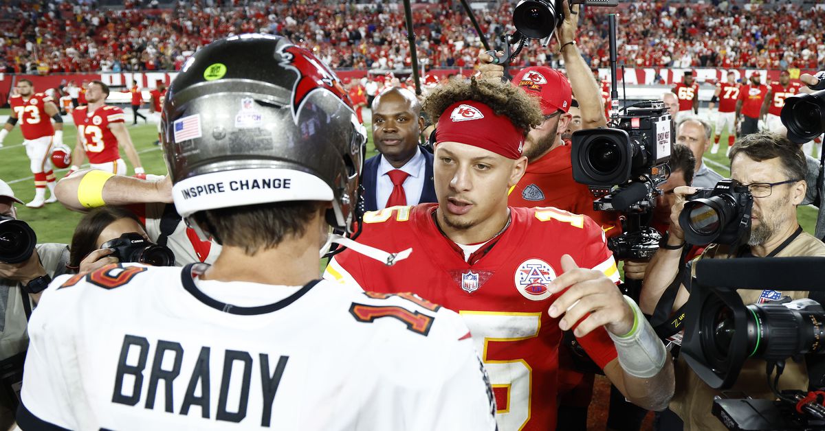 The 10 best NFL QBs of all-time, ranked