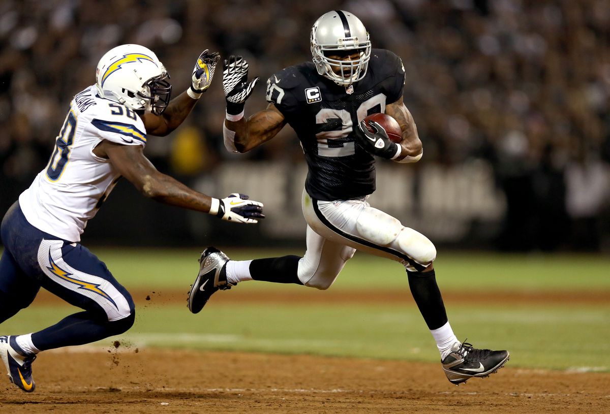 San Diego Chargers v Oakland Raiders