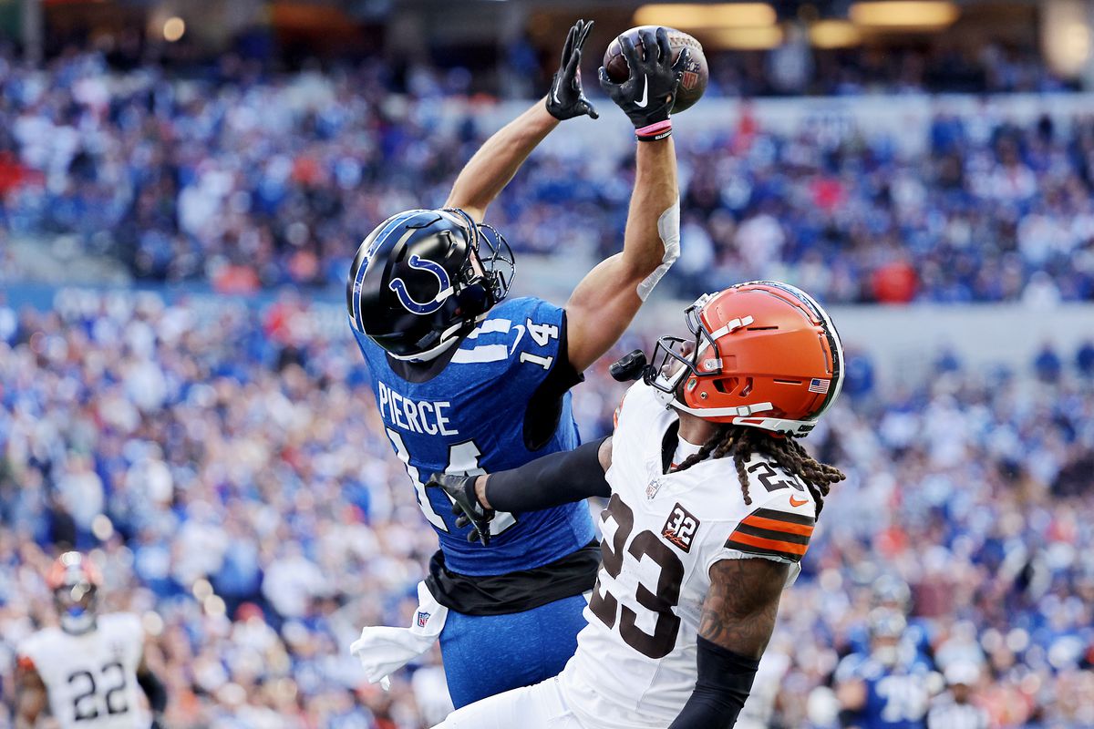 Cleveland Browns v Indianapolis Colts
